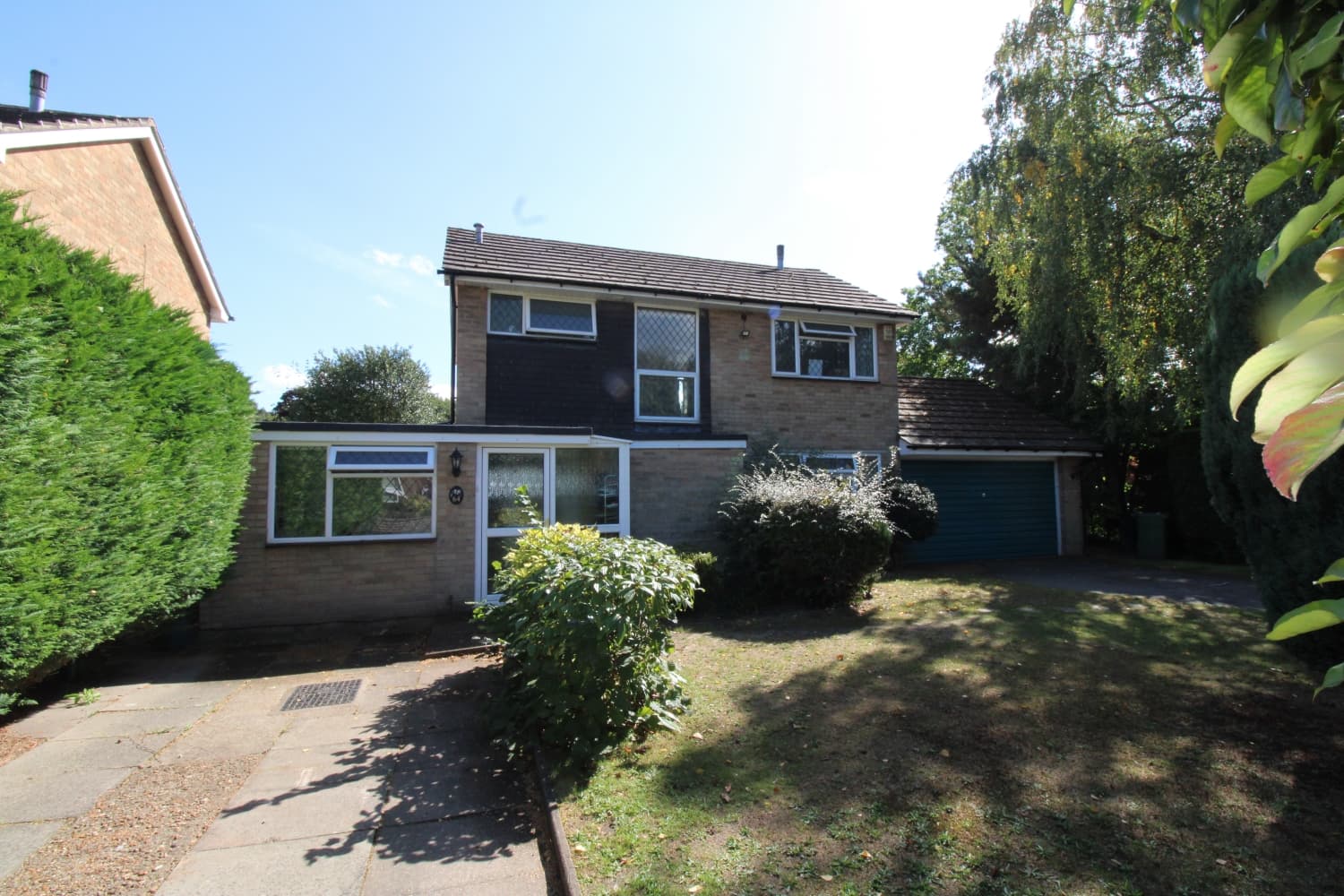 Alphington Avenue, Frimley, Camberley, Surrey, GU16