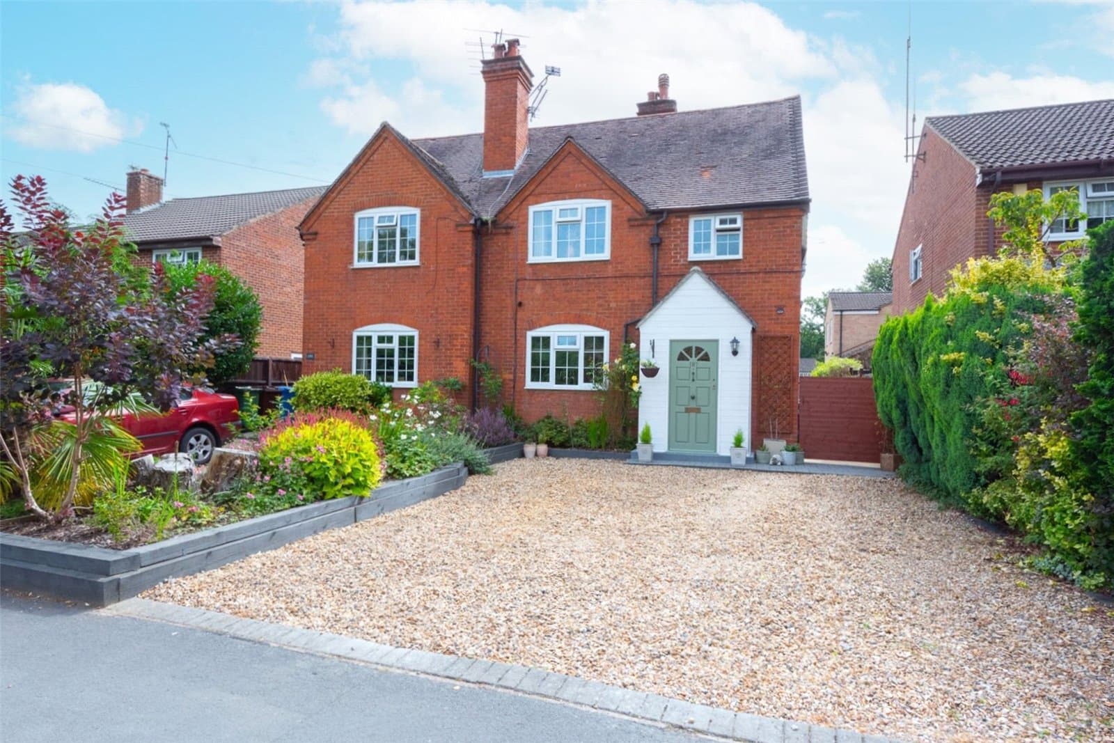 Sandy Lane, Farnborough, Hampshire, GU14 9LA