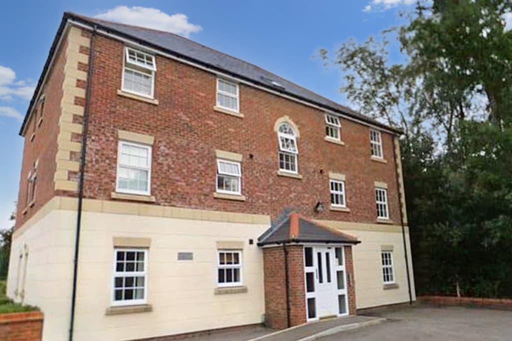 Angevin Court, Harrow Road, Fleet, Hampshire, GU51