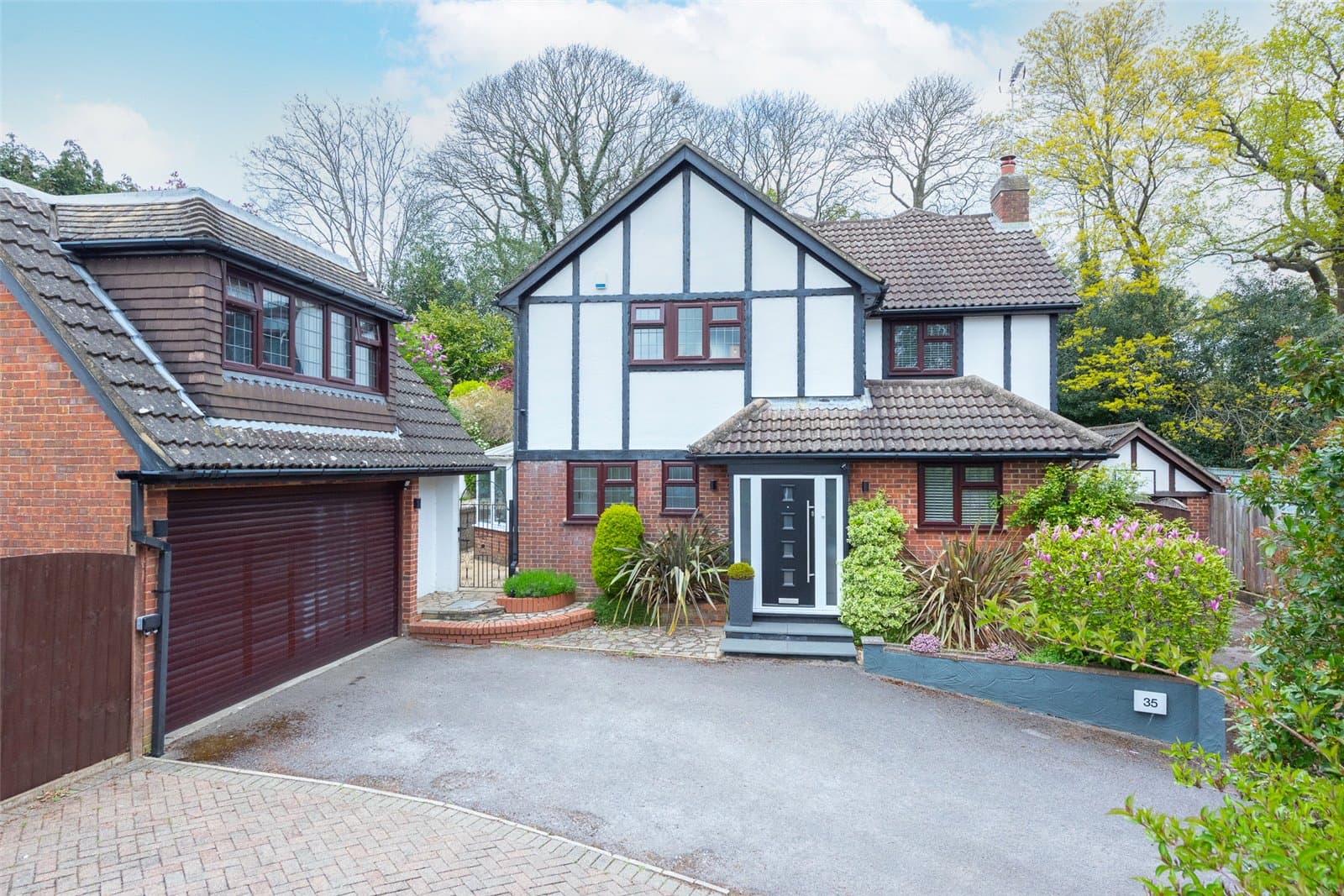 Penshurst Rise, Frimley, Camberley, Surrey, GU16 8XX