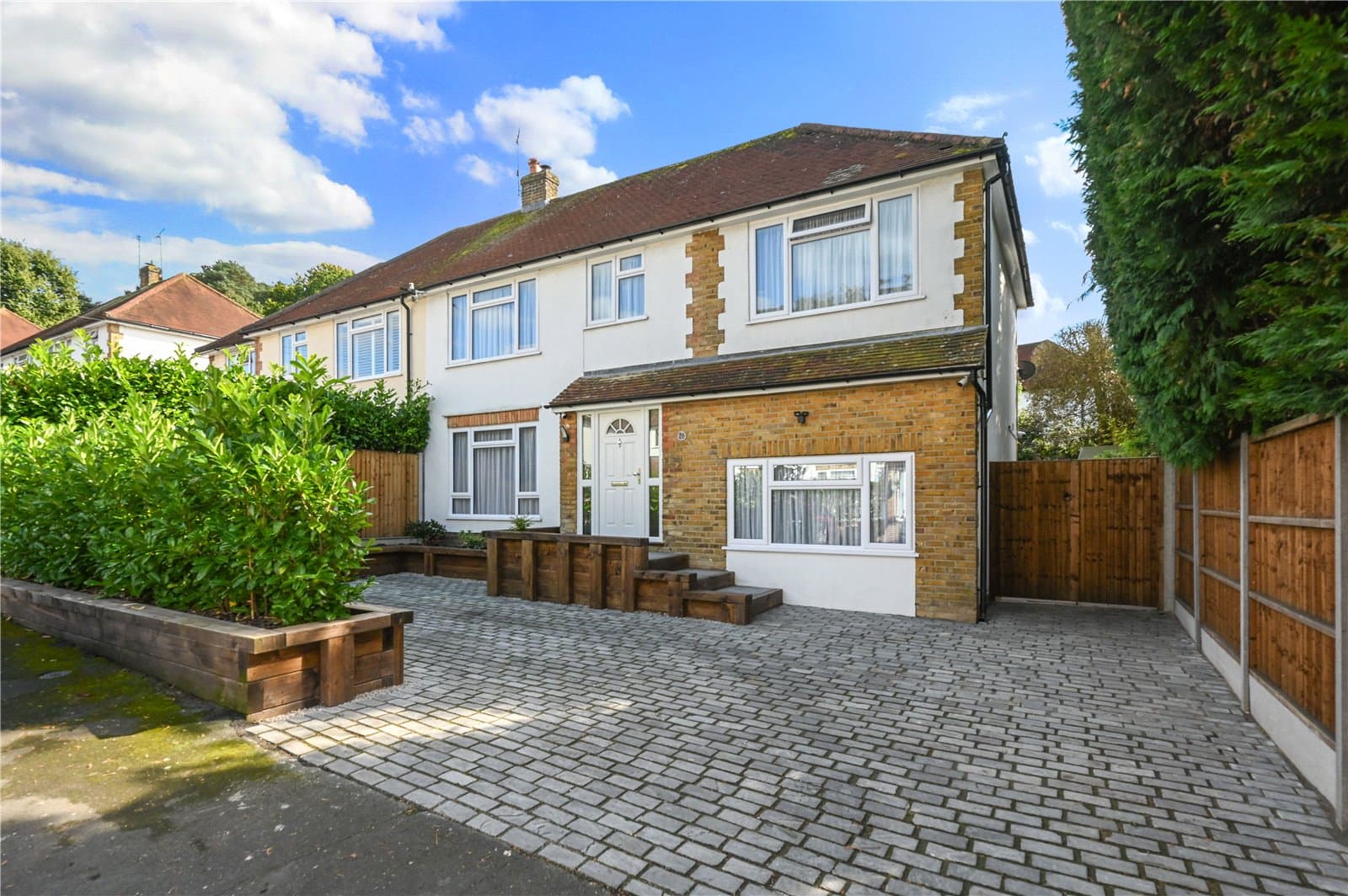 Le Marchant Road, Frimley, Camberley, Surrey, GU16 8RW