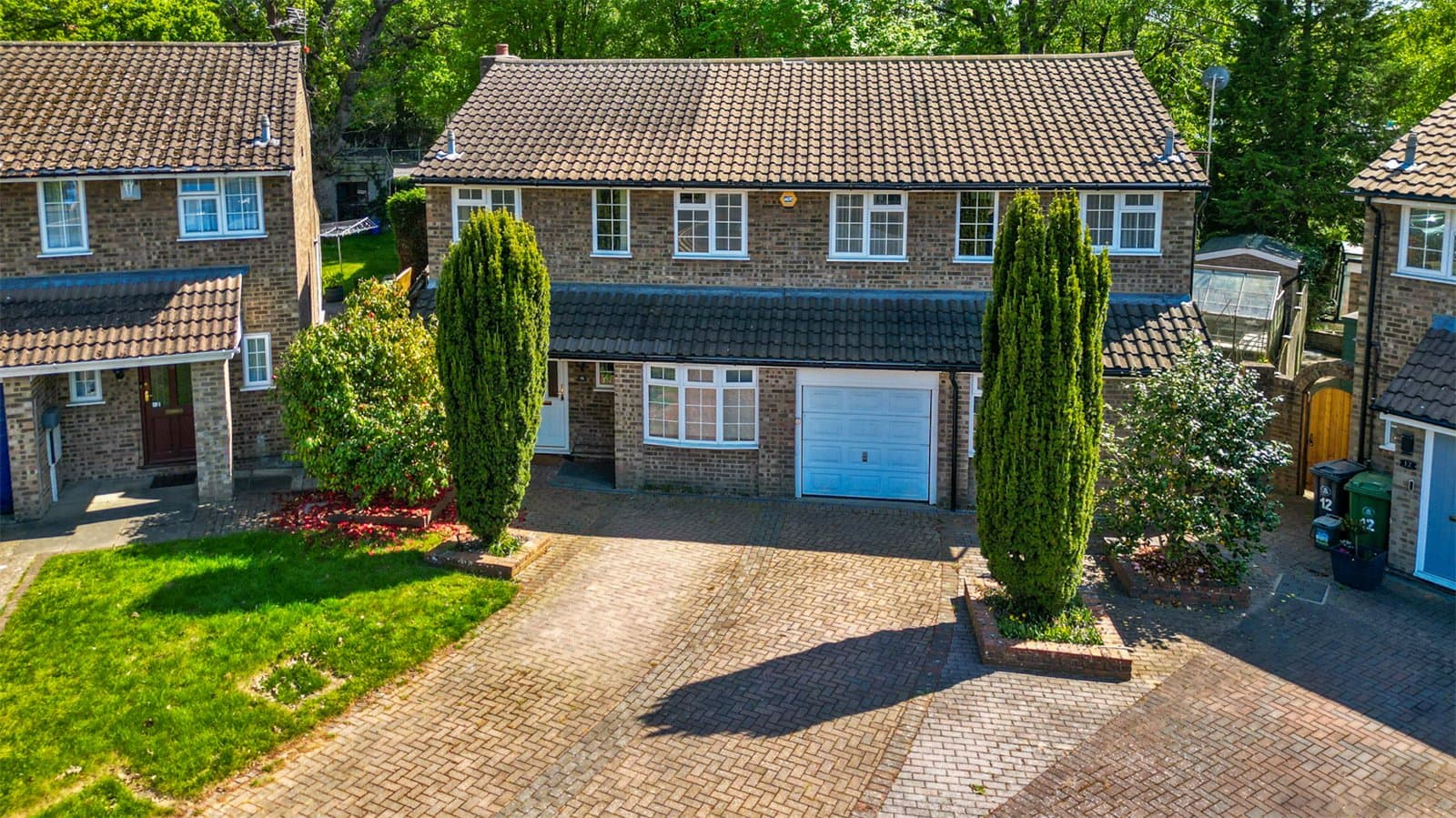 Denton Way, Frimley, Camberley, Surrey, GU16 8UQ