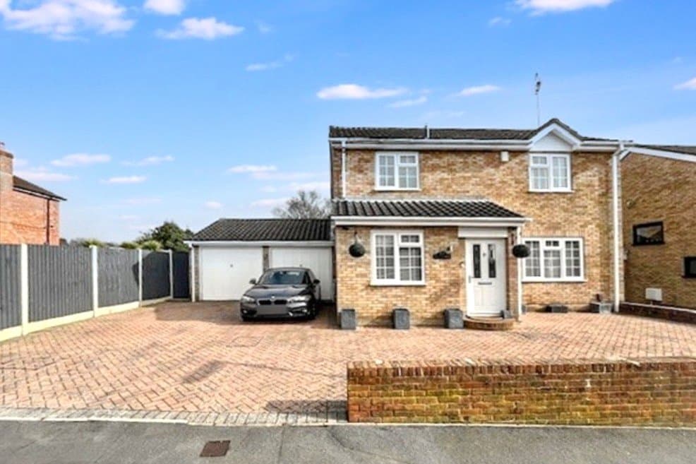 Verran Road, Camberley, Surrey, GU15 2LJ