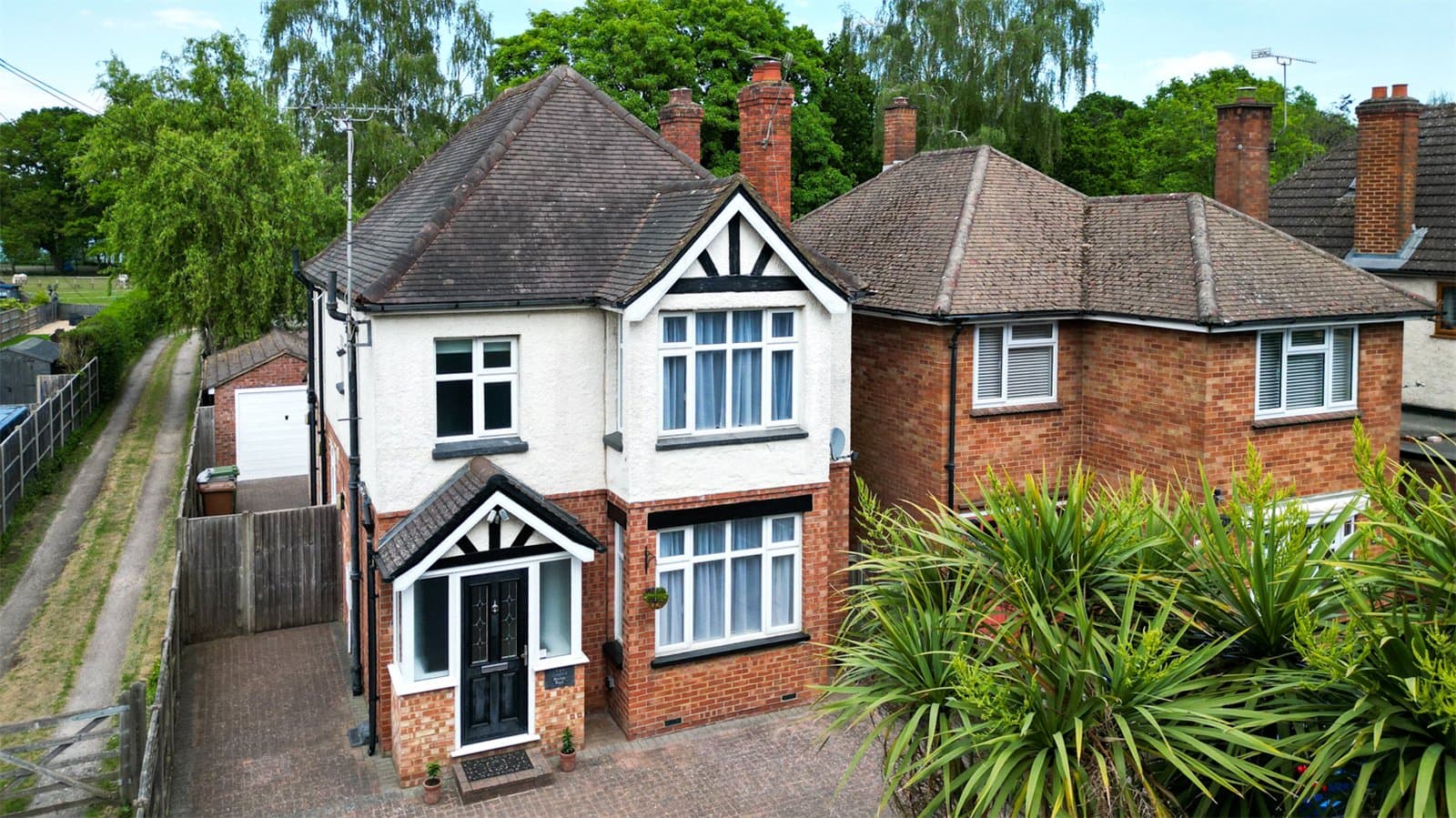 Coleford Bridge Road, Mytchett, Camberley, Surrey, GU16 6DS