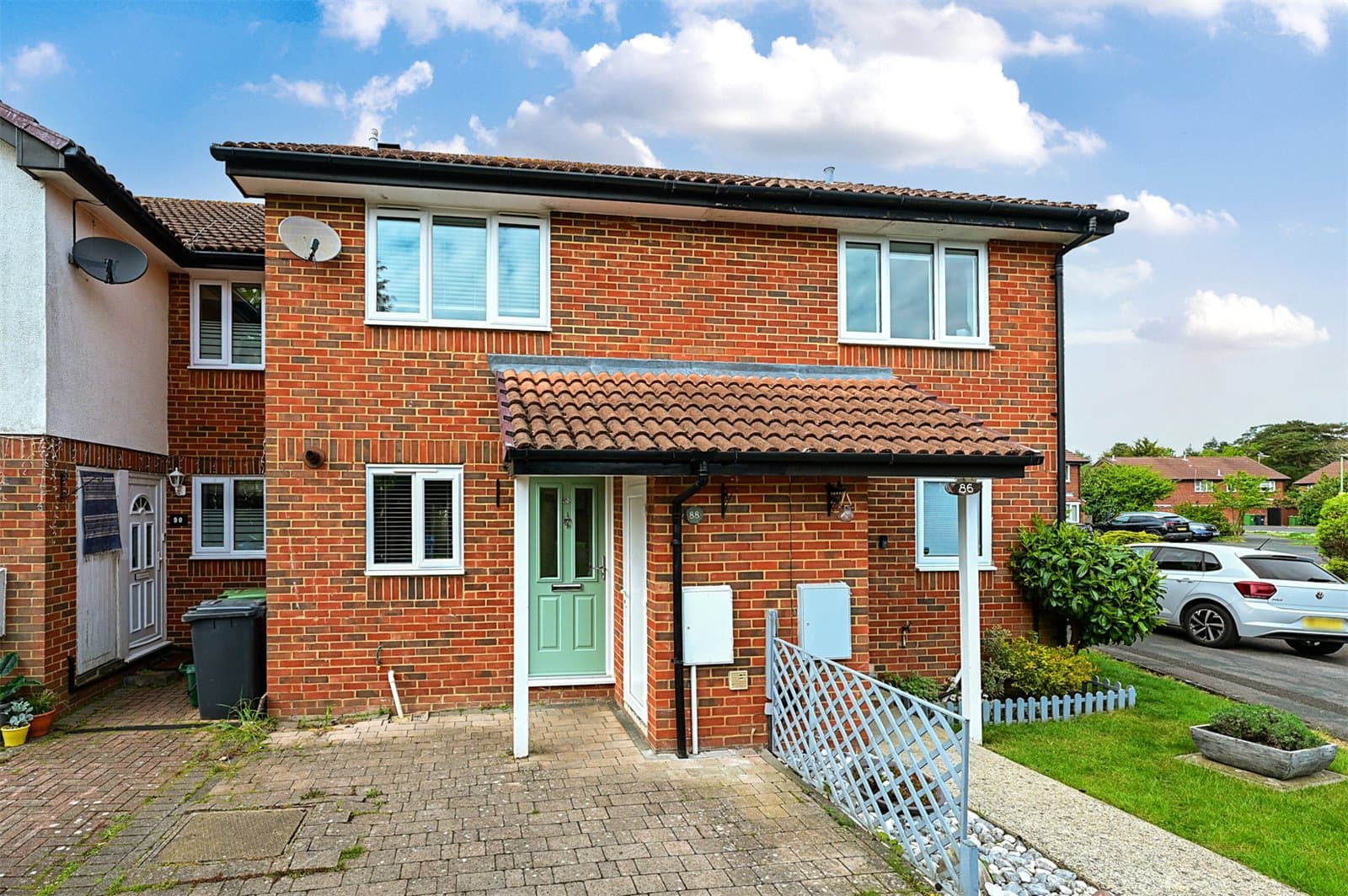 Cheylesmore Drive, Frimley, Camberley, Surrey, GU16 9BP