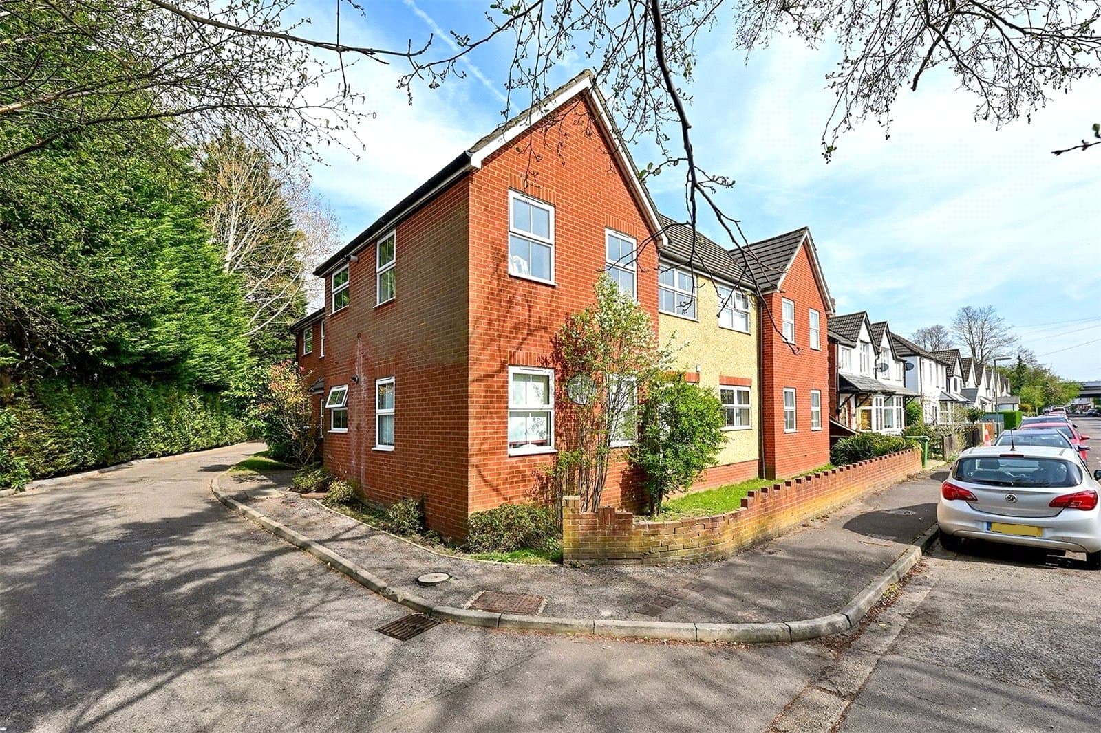 Station Road, Frimley, Camberley, Surrey, GU16 7HF
