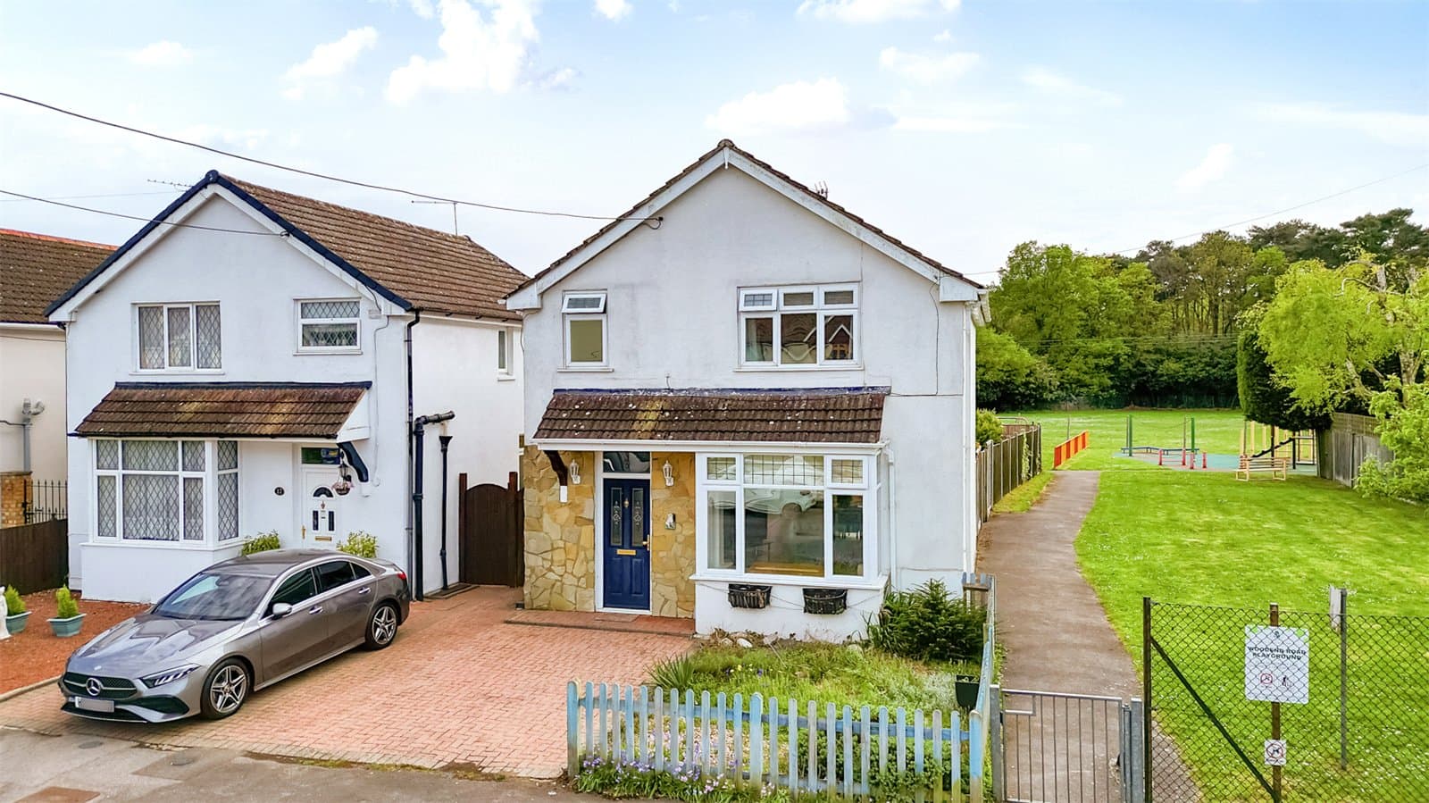 Woodend Road, Deepcut, Camberley, Surrey, GU16 6QH