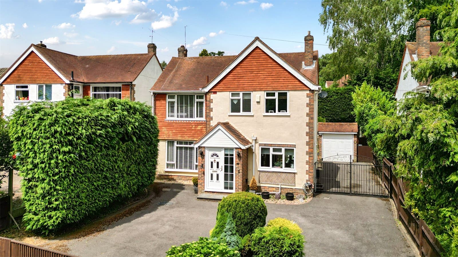 Chobham Road, Frimley, Camberley, Surrey, GU16 8PG