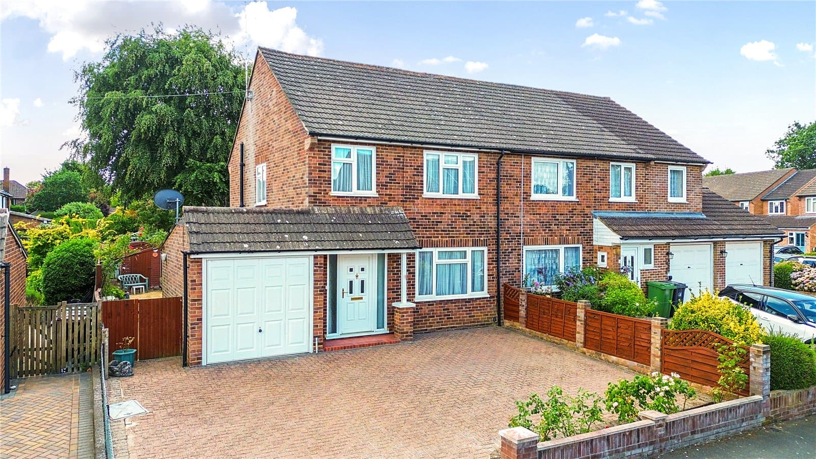 Carlyon Close, Mytchett, Camberley, Surrey, GU16 6JQ