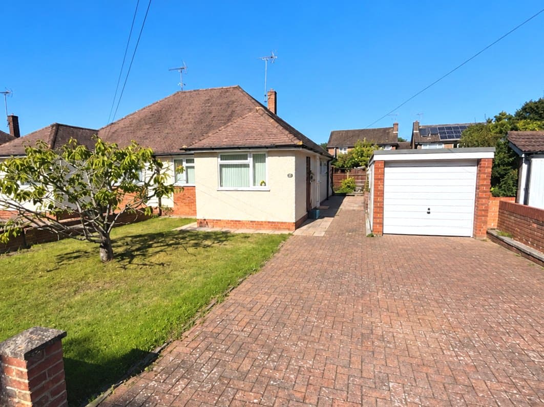 St. Marys Road, Ash Vale, Aldershot, Surrey, GU12 5JD