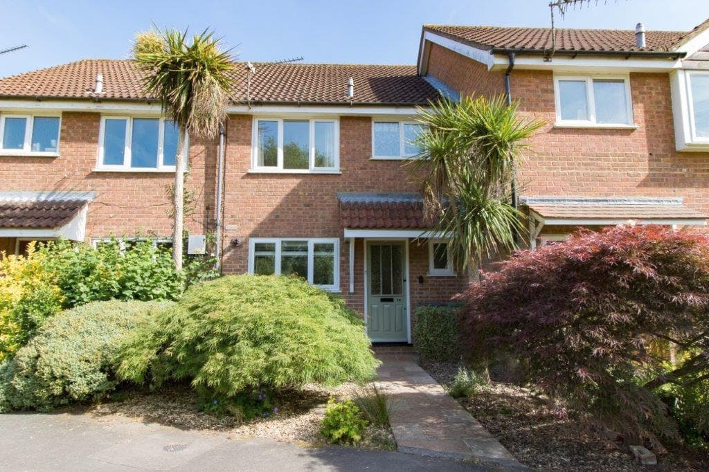 Winterbourne Walk, Frimley, Camberley, Surrey, GU16