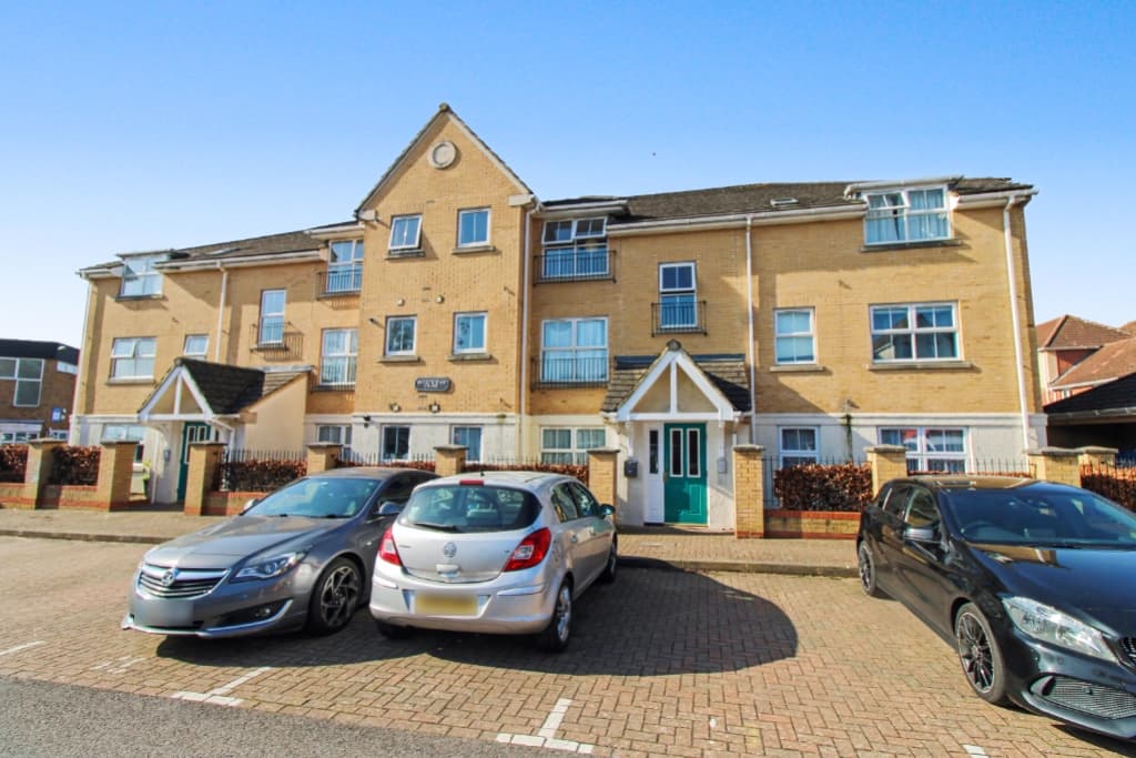 Buckingham Court, Windsor Close, Farnborough, Hants, GU14