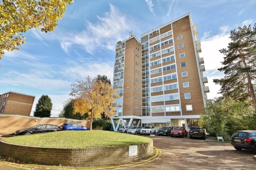 Woking, Surrey, GU22