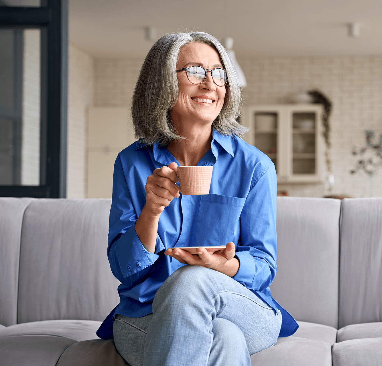 <strong>We make it <span style="color:hsl(192, 100%, 44%);">easy</span></strong>