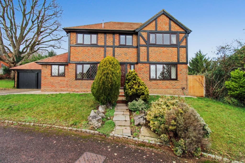 Suffolk Close, Wokingham, Berkshire, RG41