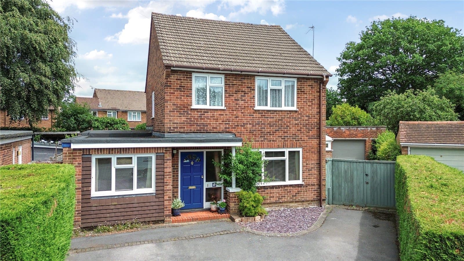 Carlyon Close, Mytchett, Camberley, Surrey, GU16 6JQ